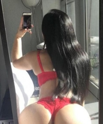 Исполню твои самые смелые фантазии и желания. Готова принять тебя в уютной обстановке и подарить незабываемый опыт. Звони, не пожалеешь! 4198, 24 года